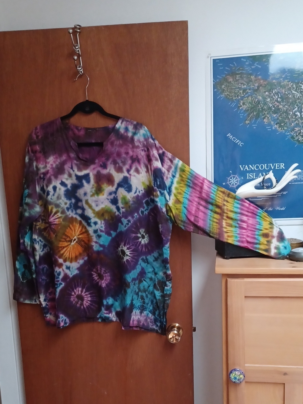 Light Cotton Tie-Dye Long Sleeve Pullover - Multicolor